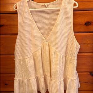 Lightweight Sleeveless V-Neck Peplum Top - Cream